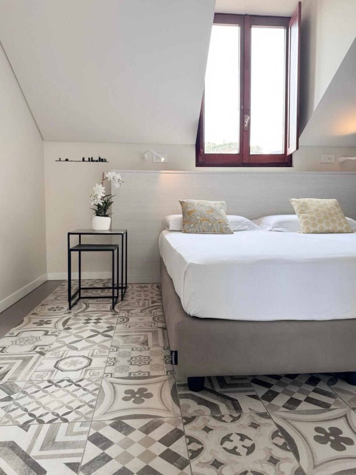 Comecasa 10 Minutes Walk From Duomo 2 Bedroom Apartment Milano Exterior foto